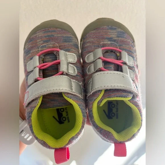 See Kai Run Toddler Shoes - Picture 4 of 5